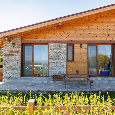 Mountain Villa Aleksia- With Jacuzzi 拉兹洛格 外观 照片