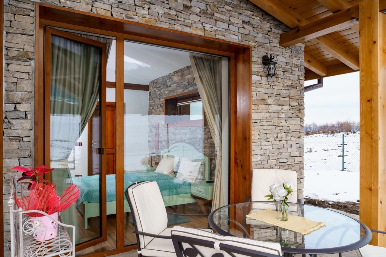 Mountain Villa Aleksia- With Jacuzzi 拉兹洛格 外观 照片