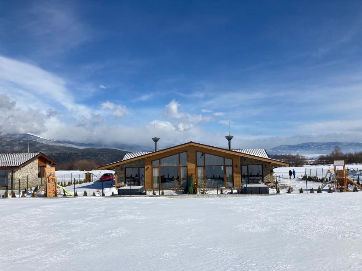 Mountain Villa Aleksia- With Jacuzzi 拉兹洛格 外观 照片