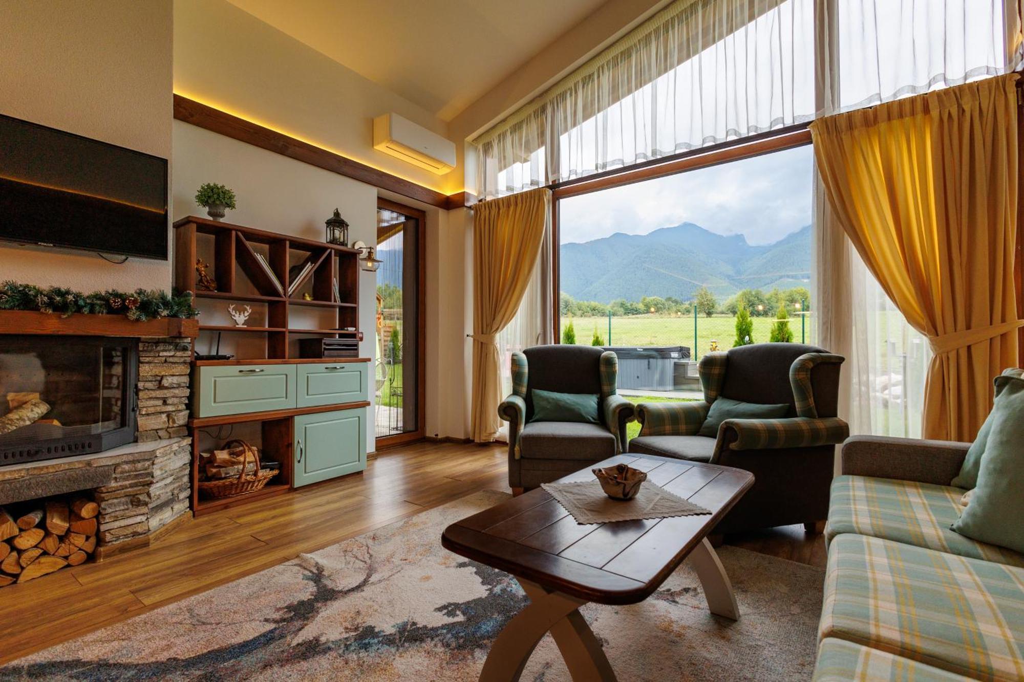 Mountain Villa Aleksia- With Jacuzzi 拉兹洛格 外观 照片